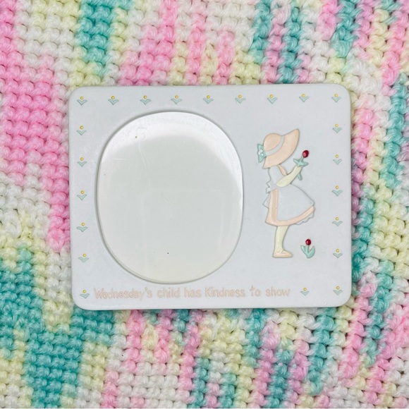 🌸$5 add-on 🌸 Vintage 1991 Pastel Picture Frame - Picture 1 of 2